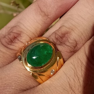 Men&#39;s Emerald Statement Ring For Women And Girls In Solid Gold / Best Men&#39;s Gift Ring / Men Emerald Ring
