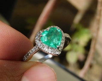 Natural emerald ring, 14k gold ring, heart emerald - diamond emerald halo ring