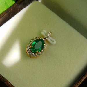 Oval Shape Natural Emerald And Diamond Pendant For Women And Girls / 18k Solid Gold Best Natural Zambian Emerald Pendant / Emerald Pendant