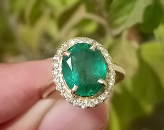 Oval Raw Emerald And Diamond Halo Engagement Ring For Women Ring / Emerald Ring / Emerald Engagement Ring