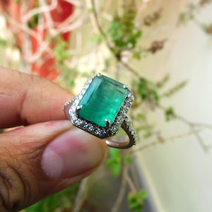 エメラルドカットのザンビア産エメラルドとダイヤモンドの14Kゴールドリング