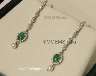 エメラルドカットのドロップピアス：天然ザンビア産エメラルド、18金