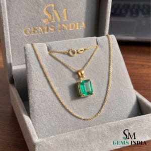Pingente solitário de esmeralda natural da Zâmbia: 4,10 quilates, ouro 14k