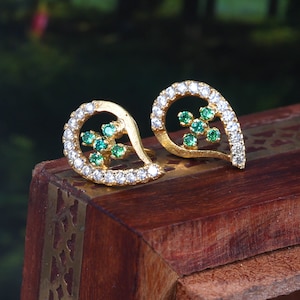 Emerald And Diamond Stud Earrings / 14k Gold Emerald Earrings / May Birthstone Earrings / Wedding Emerald Earrings / Anniversary Gift.