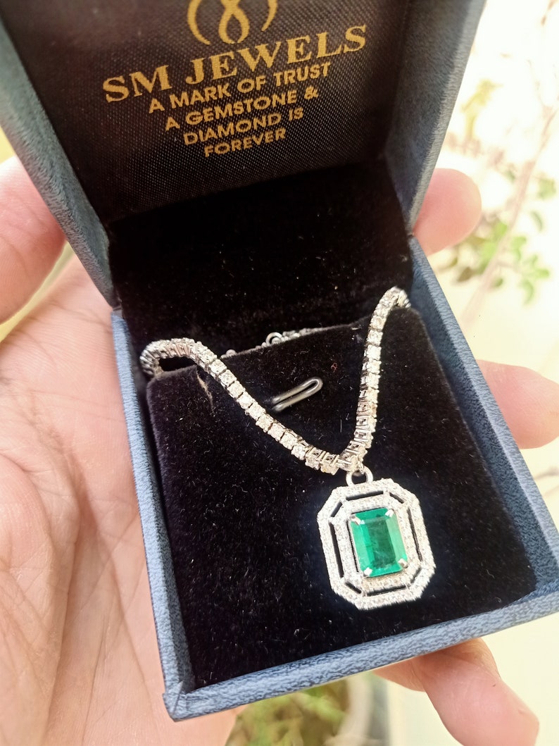 18k Solid Gold Real Emerald and Diamond Art Deco Choker