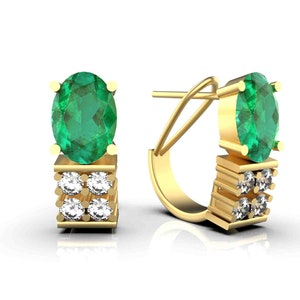 Sparkling Oval Emerald Diamond Earrings - Glamour and Grace / 14k Gold May Birthstone Stud Earrings