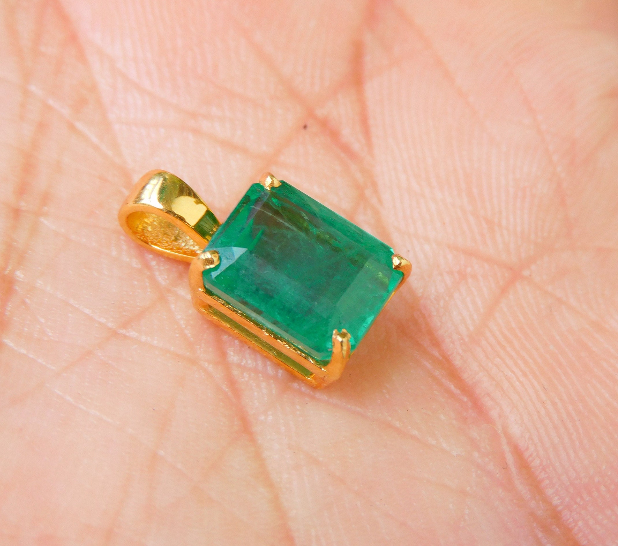 Emerald Cut 3.90 Carats Natural Solitaire Emerald Pendant For Women And Girls / 14k Gold Emerald Pendant