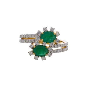 Classic Vintage Natural Emerald And Diamond Ring in 18k Solid Gold / Engagment And Wedding Ring For Womens/ personalized jewelry