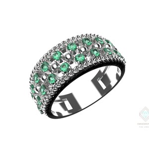 Women Emerald Wedding Band For Women And Girls / 14k Gold Emerald Ring / Natural Emerald Wedding Band