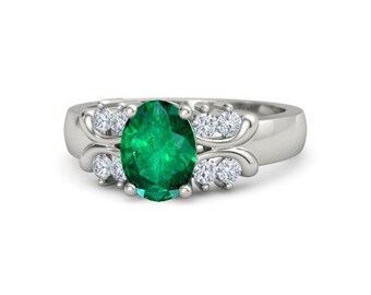 Oval Emerald And Diamond 18k Gold Engagement Ring For Womens / Natural Emerald Anniversary Gift Ring/ christmas gift