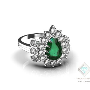 Natural Pear Emerald And Diamond Engagement Ring For Womens And Girls In 14k Solid Gold/May Birthstone Emerald Ring/ christmas gift