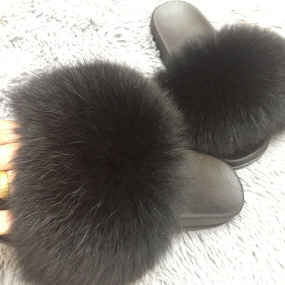 black fluffy sandals
