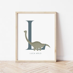 Personalisierte Dinosaurier Initiale / Name Kinderzimmer Wandkunst, Kinderdruck, personalisierte Kinderzimmer Dekor, neues Baby Druck, Dino Kinderzimmer