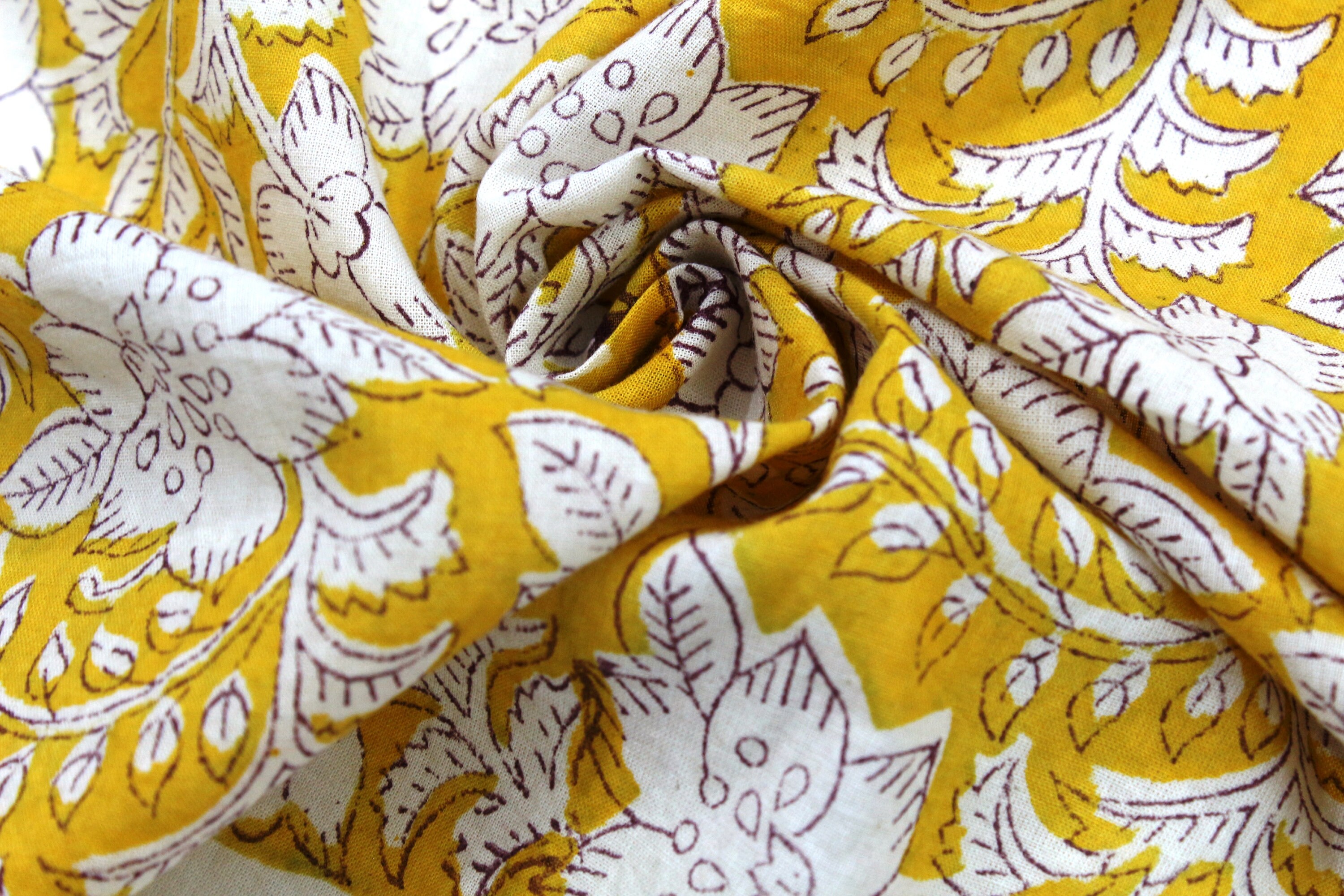 Indian Handmade Sanganeri Vintage Hand Block Print Cotton Fabric 5 Yard Floral