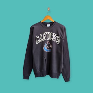 vintage Vancouver Canucks sweatshirt Vancouver Canucks crewneck Vancouver Canucks sweater pullover streewear style black colour size medium