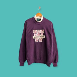 vintage 90s university Wisconsin sweatshirt Wisconsin badgers crewneck embroidered logo sweater pullover nice purple colour size x-large