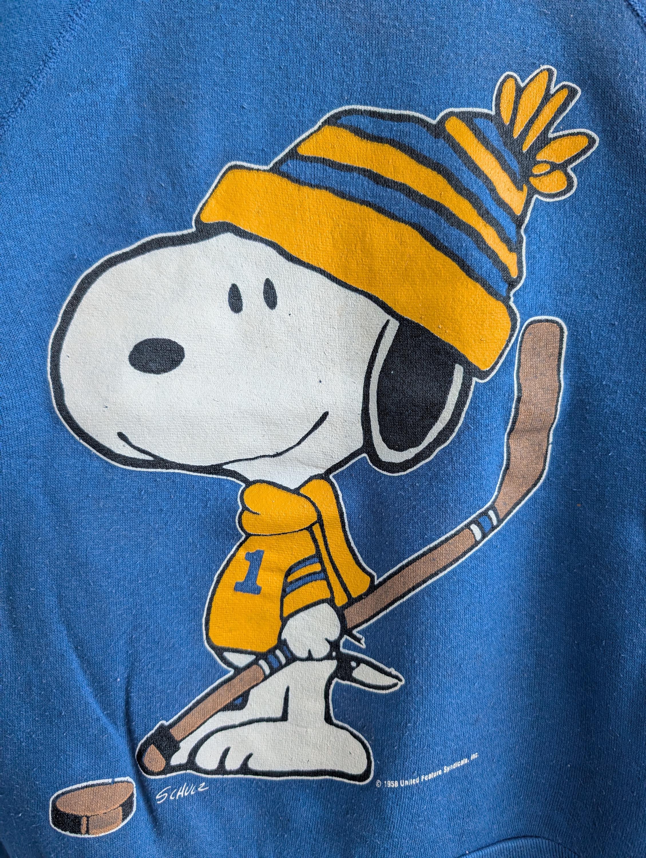 Vintage 80s 90s Snoopy Big Image Sweatshirt Cute Graphics 1990