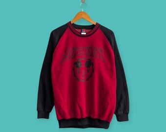 Sudadera vintage de Mickey Mouse de los años 90, suéter de cuello redondo de Mickey Mouse, estilo de dibujos animados, bonito color negro granate, talla grande.