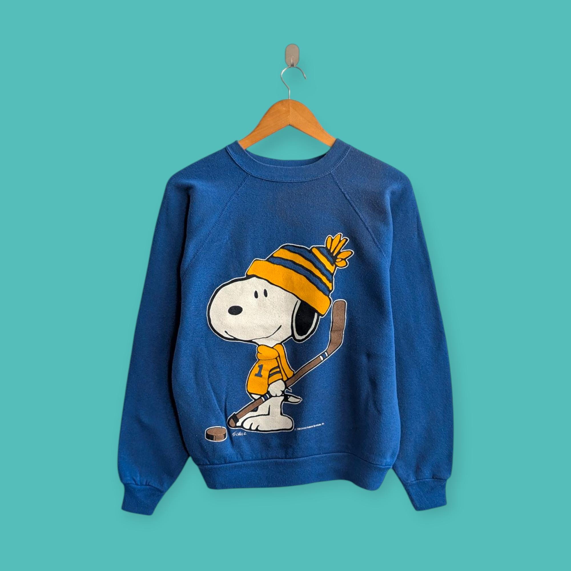 Vintage 80s 90s Snoopy Big Image Sweatshirt Cute Graphics Crewneck