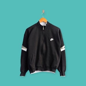 vintage 90s Nike swoosh small logo sweater pullover Nike embroidered logo crewneck streewear sportswear style nice black colour size x-large