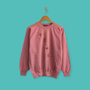 vintage Winnie the Pooh sweatshirt embroidered logo crewneck cute graphics sweater pullover cartoon style nice pink colour size large