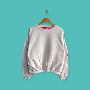 vintage 90s Marlboro classic sweatshirt embroidered logo crewneck Marlboro classic sweater pullover streewear style gray colour size large