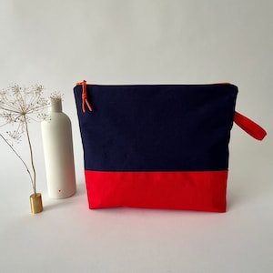 Großer Kulturbeutel - Wasserabweisende Tasche, Waschbeutel zum Aufhängen, Geschenk für Weltreisende, stilvolles Reiseaccessoire
