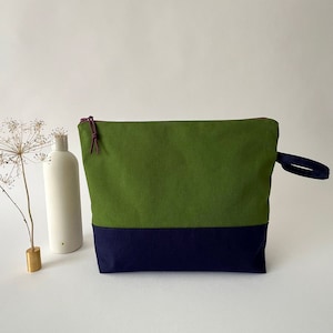 Großer Kulturbeutel - Wasserabweisende Tasche, Waschbeutel zum Aufhängen, Geschenk für Weltreisende, stilvolles Reiseaccessoire