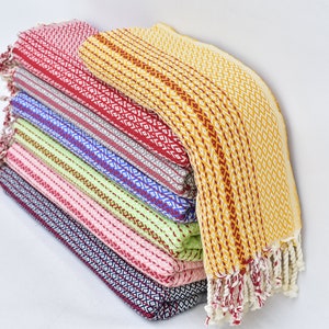 Embroidered Beach Towel, Turkish Bath Towel, Bridal Party Gifts, Holiday Towel, Turkish Towel Beach, Handmade Gift, 70&quot;x40&quot; Red Diamond Towe