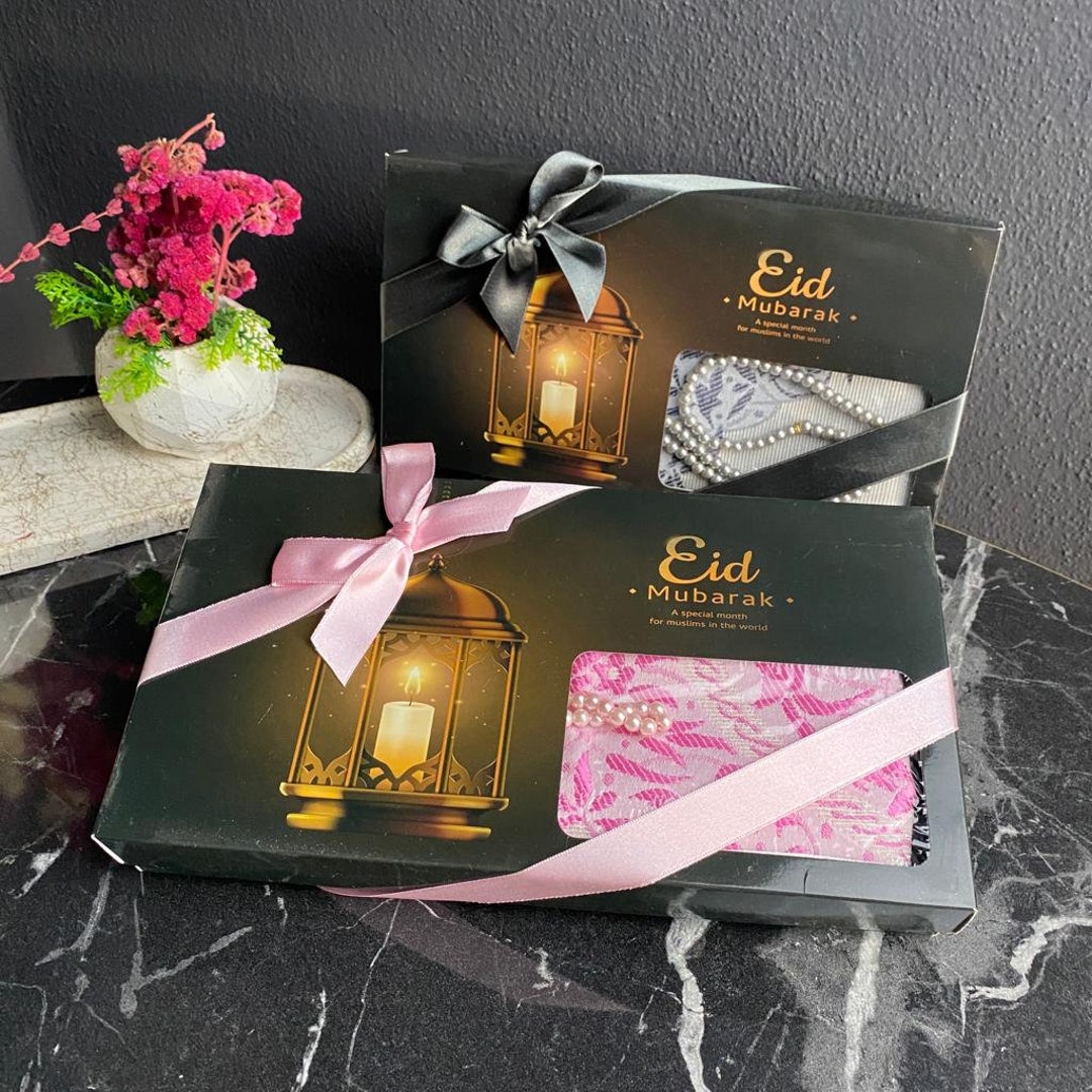 Eid Prayer Rug Gift Set Muslim Prayer Mat Personalized Etsy