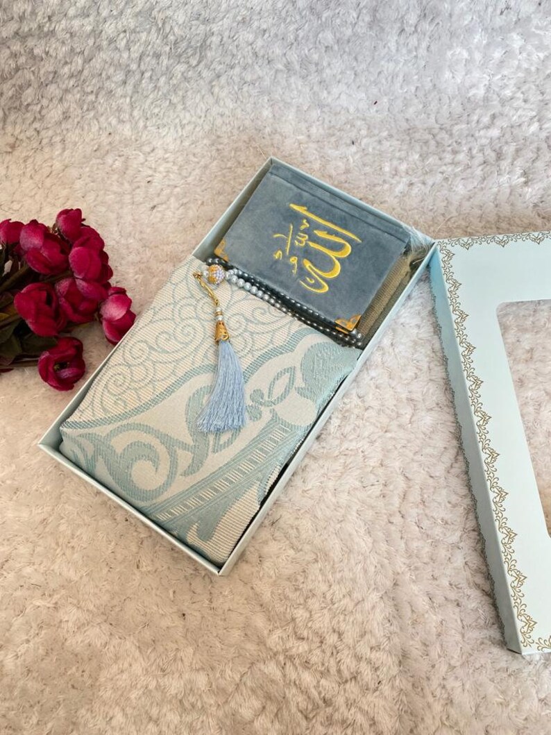 Prayer Mat Gift Set Tasbeeh Prayer Rug Velvet Quran Quran Etsy Canada