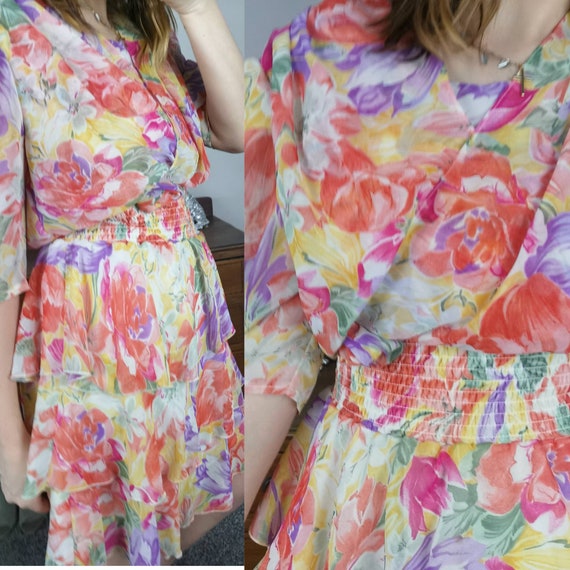 Bright floral tiered summer cocktail dress 80s vin