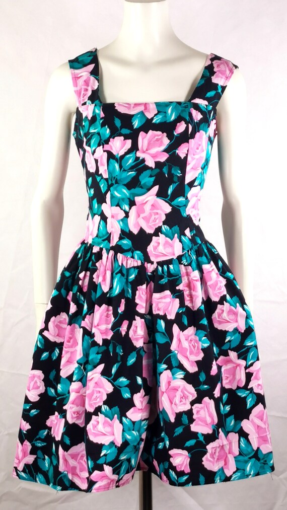 80s vintage pastel pink rose print dress - fit fl… - image 2