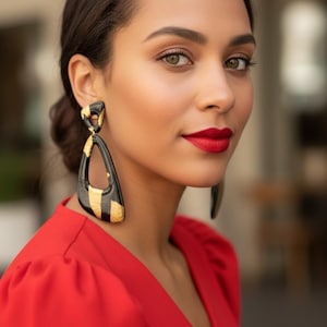 Black & Gold Abstract Statement Earrings Handmade Polymer Clay Dangles Modern Luxe Geometric Earrings Lightweight Bold Jewelry