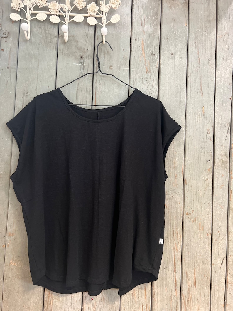 Simple T-shirt Organic Cotton Freesize Round Neck Black image 6