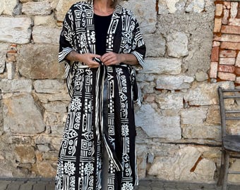 Lightweight Blockprint Viscose Kimono Robe with Belt - Bohemian Style
