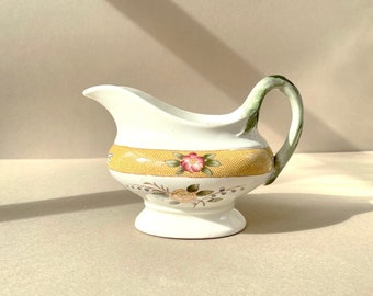 Saucière in vintage ceramic, hand painted, made by CAULDON ENGLAND, late 19th century.