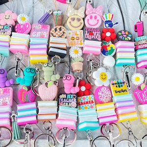 Personalized Teacher Beaded Breakaway Lanyard – Custom Name Badge Holder – Teacher Appreciation Gift