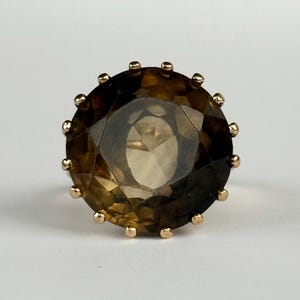Vintage 9 Carat Yellow Gold Smokey Quartz Ring