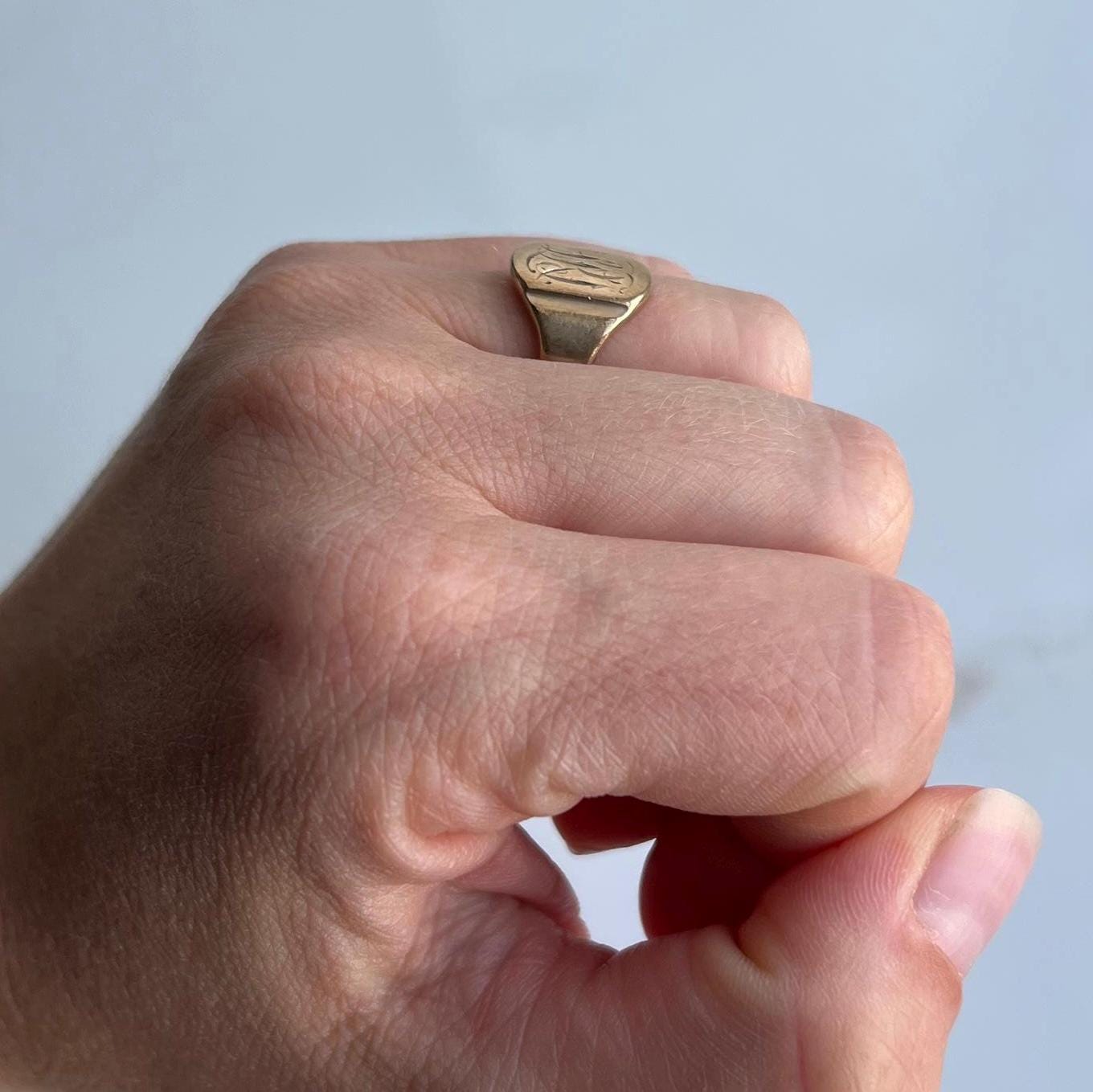Vintage 9 Carat Gold Signet Ring - Etsy