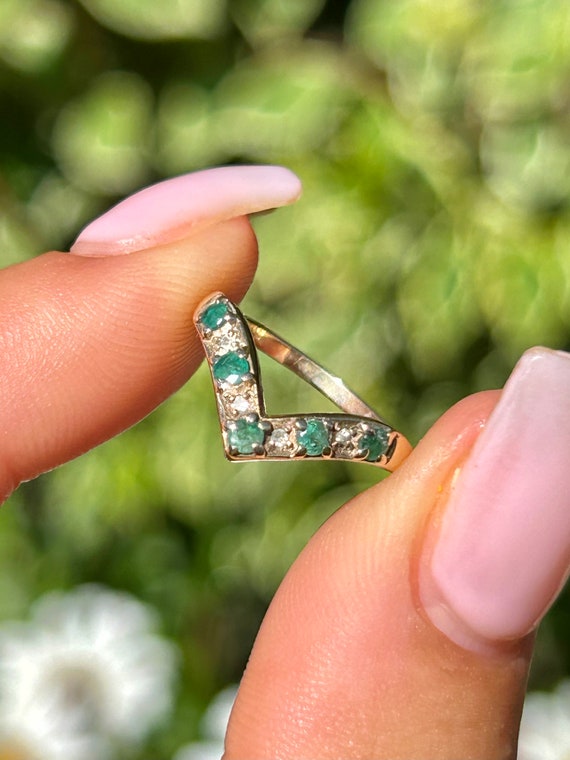 Vintage 9ct Gold Emerald x Diamond Wishbone Half … - image 7