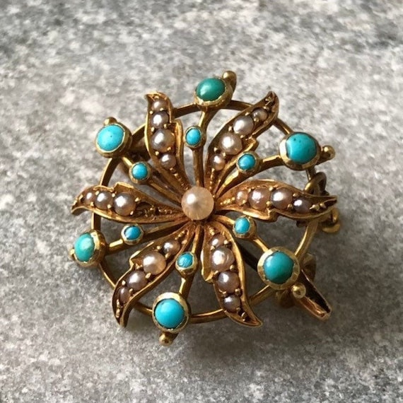 Vintage Pearl and Turquoise 15 Karat Gold Brooch -  Israel