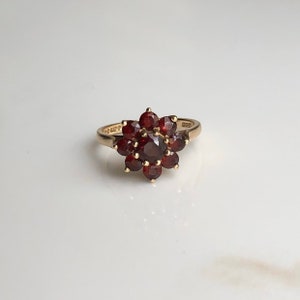 Vintage 9 Carat Yellow Gold Garnet Cluster Ring