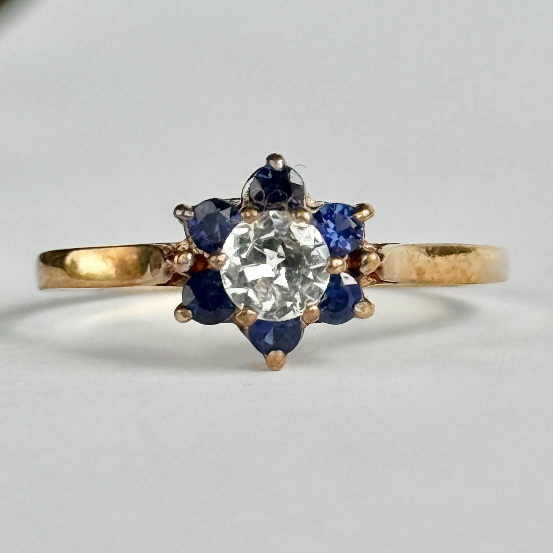 Vintage 9 Carat Yellow Gold Paste Cluster Ring