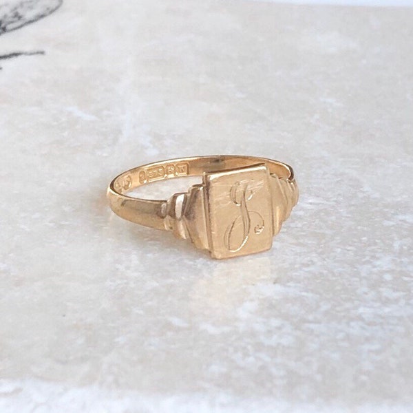 Anillo de sello vintage de oro de 9 quilates