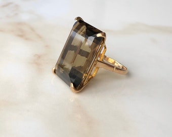 Vintage 9 Carat Gold Citrine Cocktail Ring