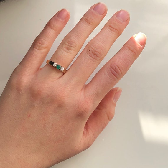 9 carat gold emerald ring new arrivals