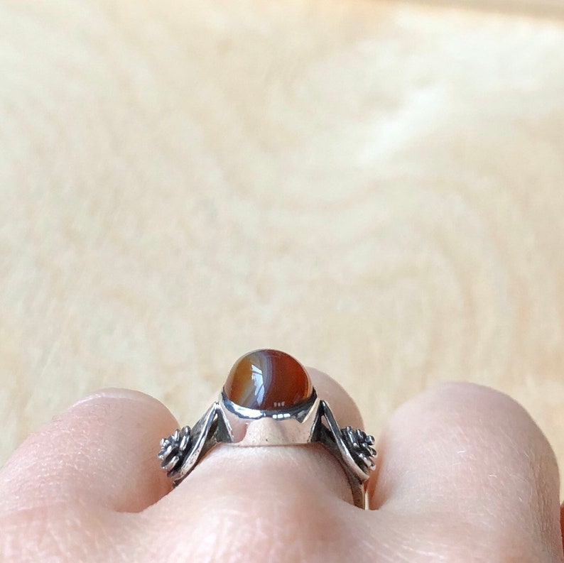 Antique Silver Cabochon Agate Ring