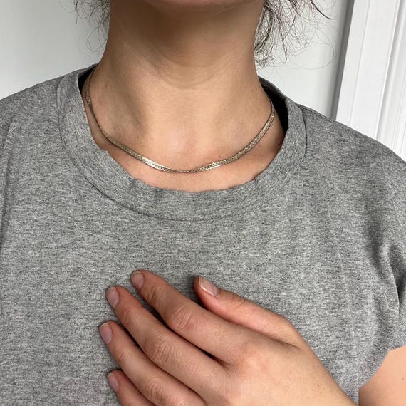 Collier Vintage Années 60 - Forme Serpent - Corps Souple Et Léger - Occasion Porté