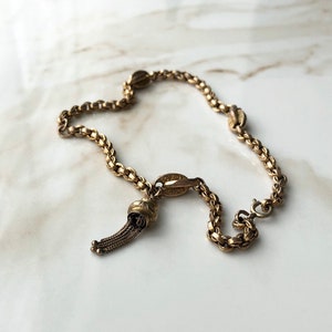 A Victorian 9 Carat Gold Albertina Chain